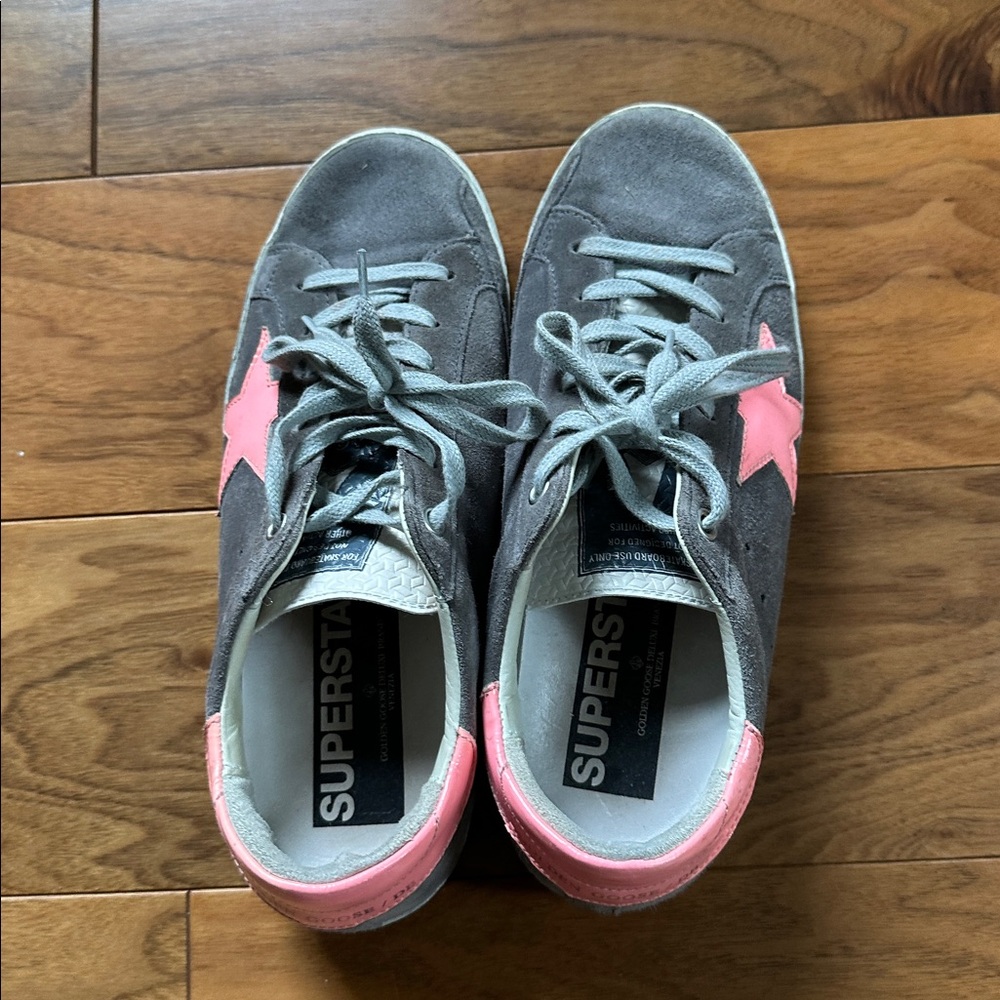 Golden Goose Superstar size 38.  Euc grey suede and pink accents.